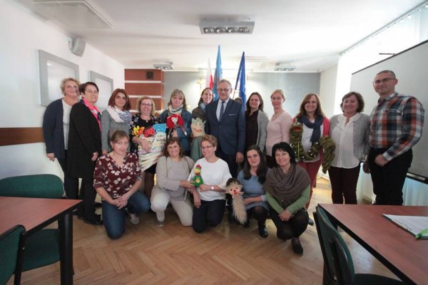 - erasmus_2018.jpg Obraz na stronie erasmus_2018.jpg